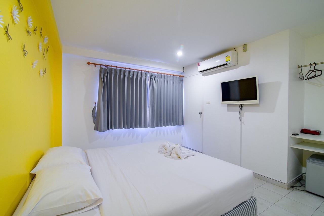 Blue Moon Hotel HHQ Exterior foto